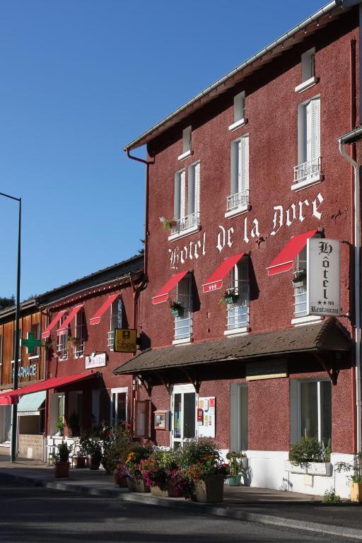 Logis Hotel Restaurant De La Dore Vertolaye 외부 사진